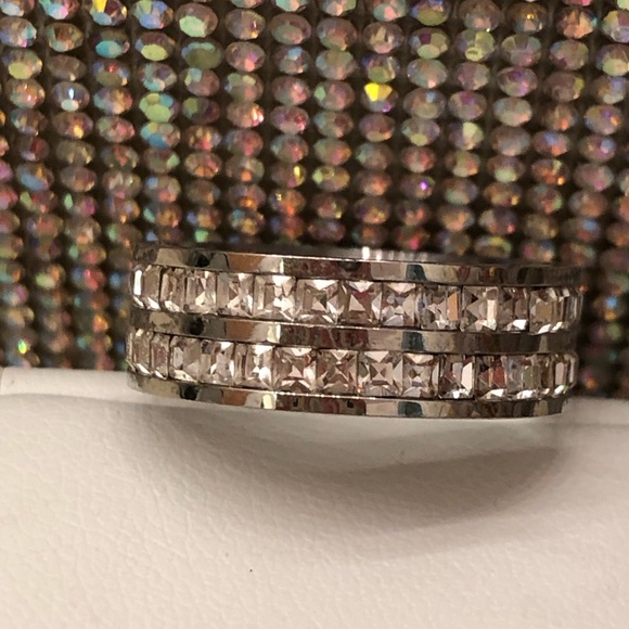 NWOT Double Row Eternity Band - Picture 3 of 4